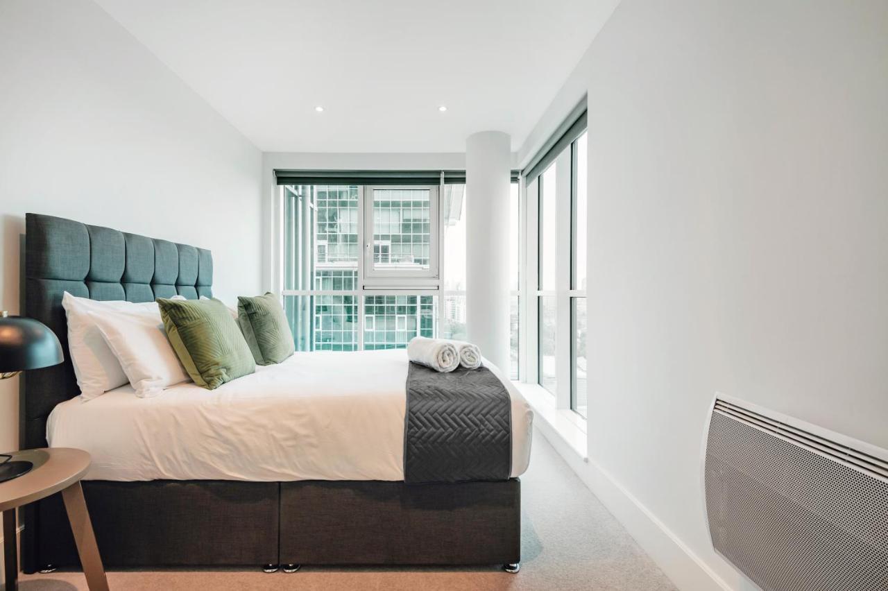 Vauxhall Skyline Apartment Londra Exterior foto